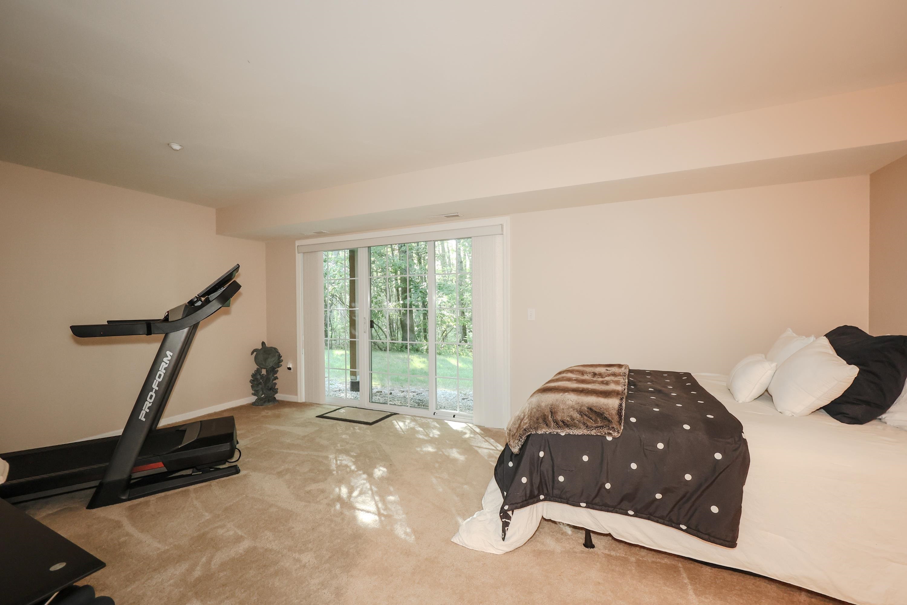 75 Hackett Hill Road, Unit 15 Manchester, NH 03102 - Photo 38 of 41