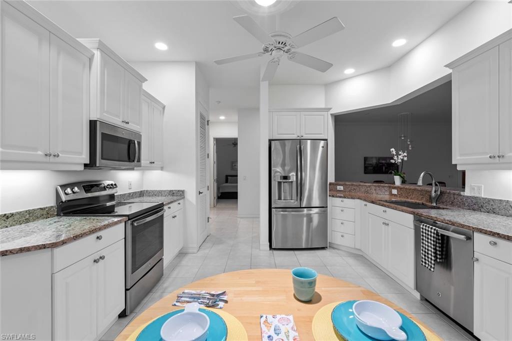 5017 Maxwell Circle, Unit 4202 Naples, FL 34105 - Photo 5 of 27