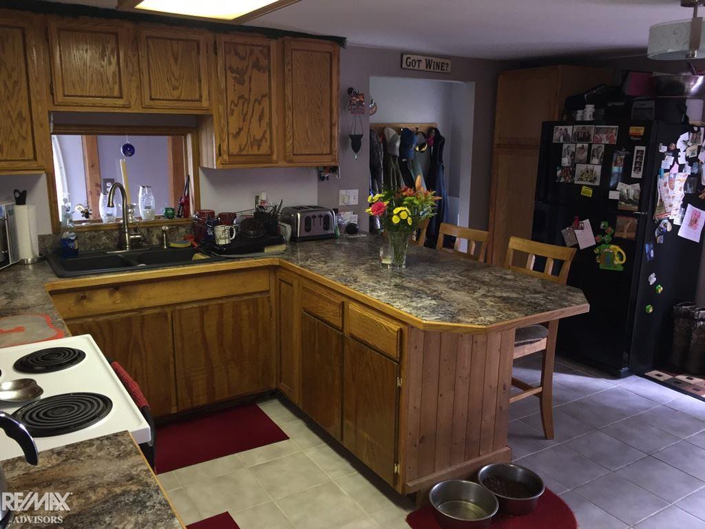 9081 Short Cut Road Fair Haven, MI 48023 - Photo 3 of 22