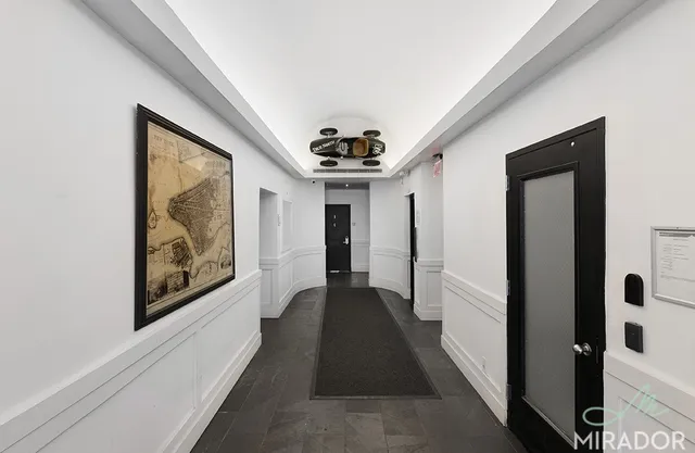 $4,000 | 10 East 13th Street, Unit 2H | Greenwich Village