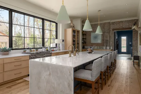 $4,750,000 | 501 Murfreesboro Road, Franklin, TN 37064