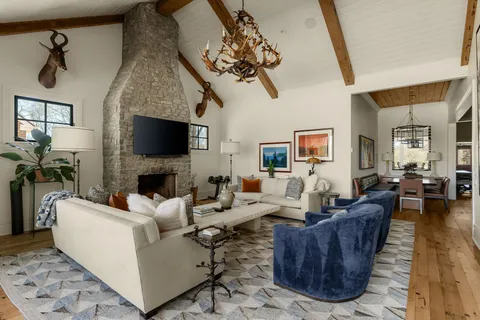 $4,750,000 | 501 Murfreesboro Road, Franklin, TN 37064