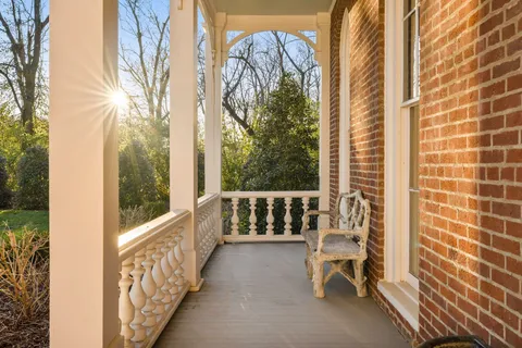 $4,750,000 | 501 Murfreesboro Road, Franklin, TN 37064