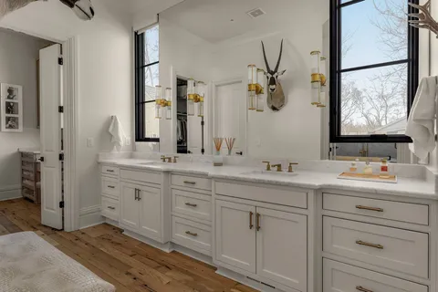 $4,750,000 | 501 Murfreesboro Road, Franklin, TN 37064