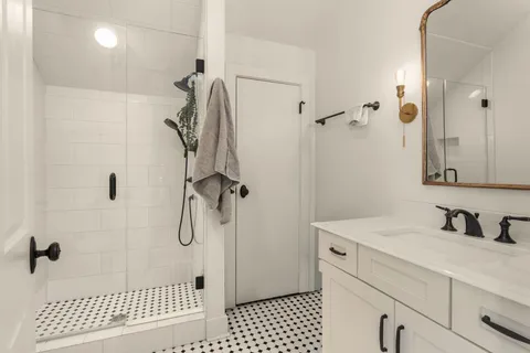 $4,750,000 | 501 Murfreesboro Road, Franklin, TN 37064