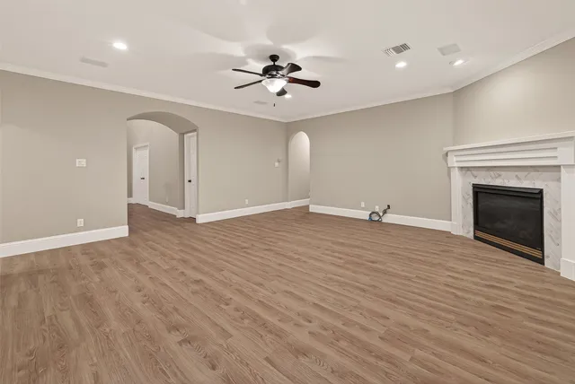 $4,500 | 4303 Monarch Drive, Sugar Land, TX 77479