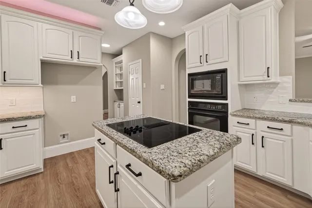 $4,500 | 4303 Monarch Drive, Sugar Land, TX 77479