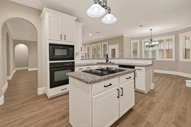 $4,500 | 4303 Monarch Drive, Sugar Land, TX 77479