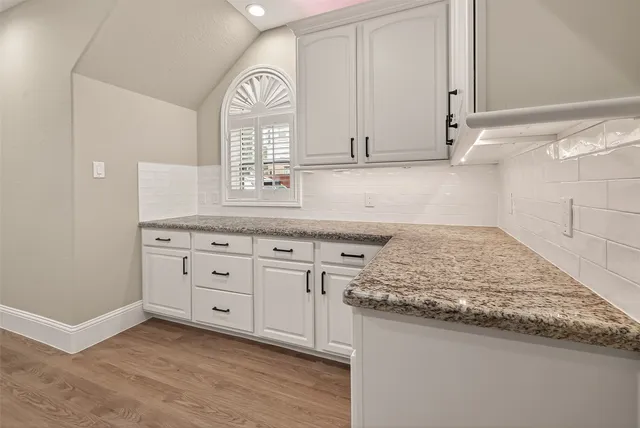 $4,500 | 4303 Monarch Drive, Sugar Land, TX 77479