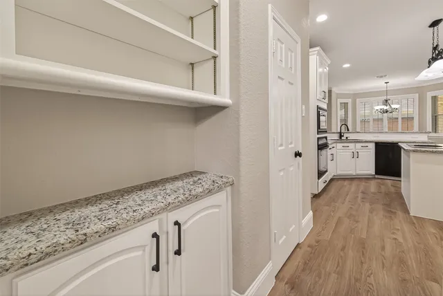 $4,500 | 4303 Monarch Drive, Sugar Land, TX 77479