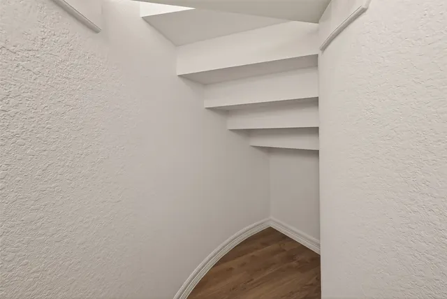 $4,500 | 4303 Monarch Drive, Sugar Land, TX 77479