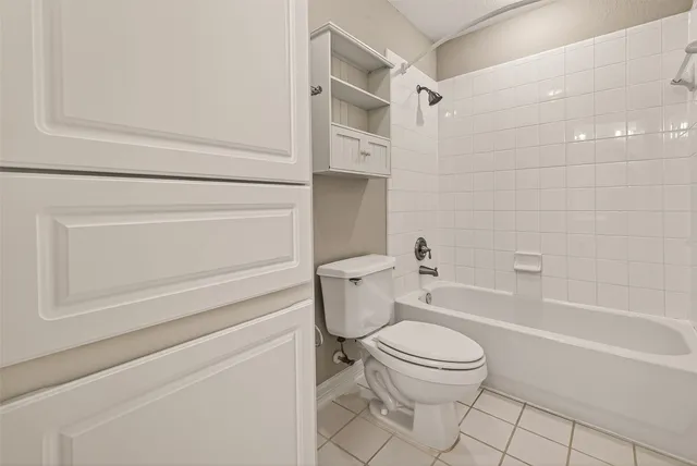 $4,500 | 4303 Monarch Drive, Sugar Land, TX 77479