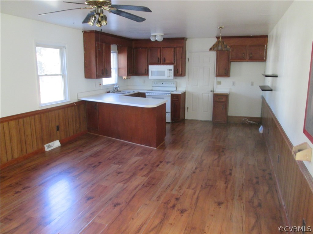 13316 South Chester Road Chester, VA 23831 - Photo 4 of 7 Gallery Image 4