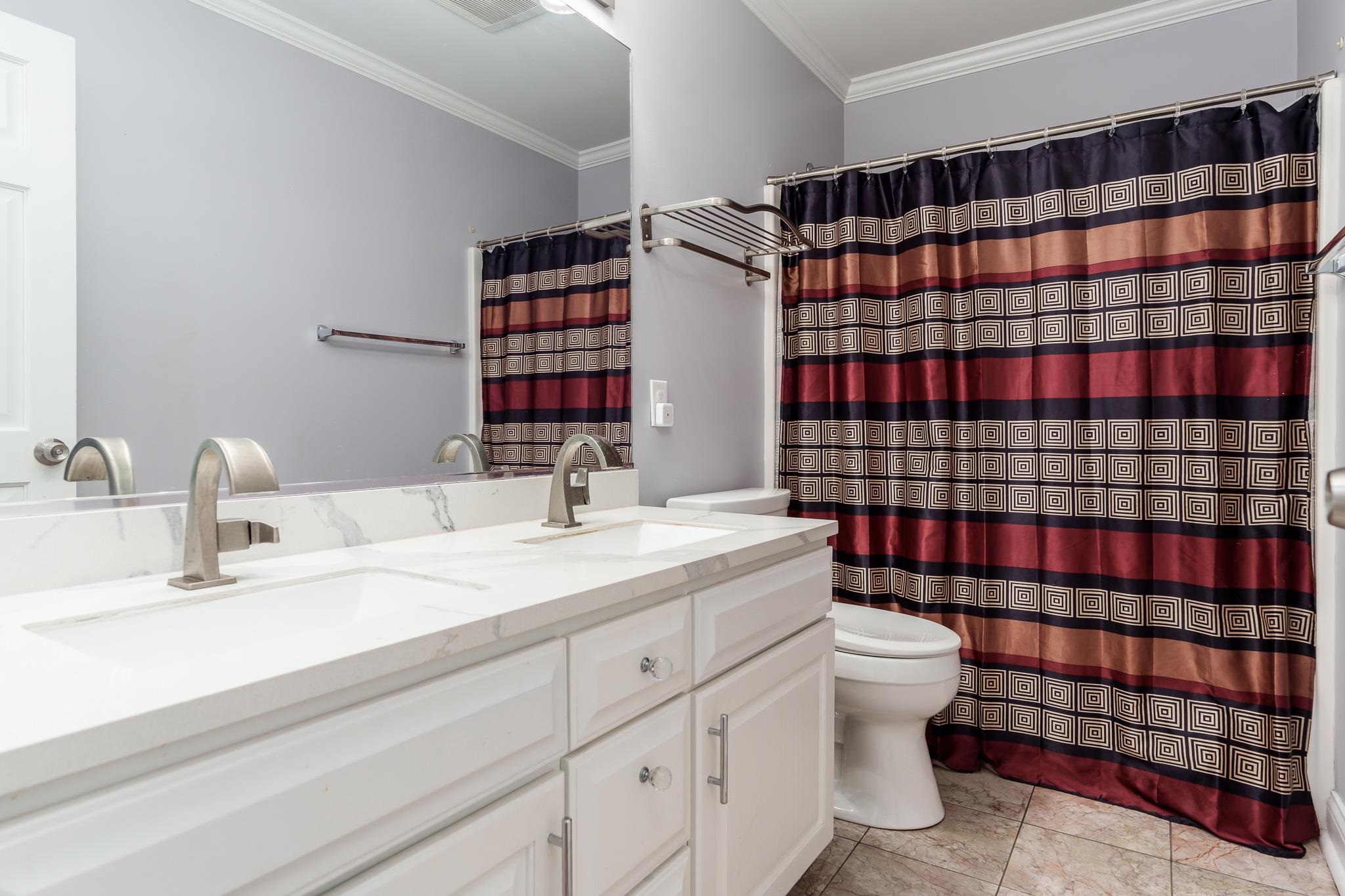 9311 Ridgeview Road Belvidere, IL 61008 - Photo 44 of 89 a bathroom with a sink toilet and shower