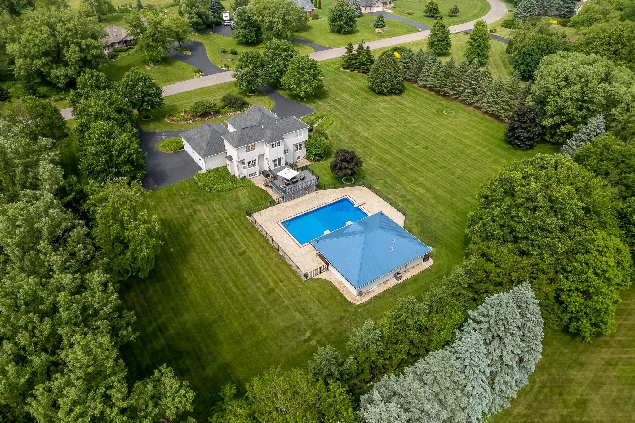 9311 Ridgeview Road Belvidere, IL 61008 - Photo 85 of 89 an aerial view of a house