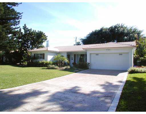 798 Northwest 7th Drive Boca Raton, FL 33486 - Photo 1 of 4 Primary Photo