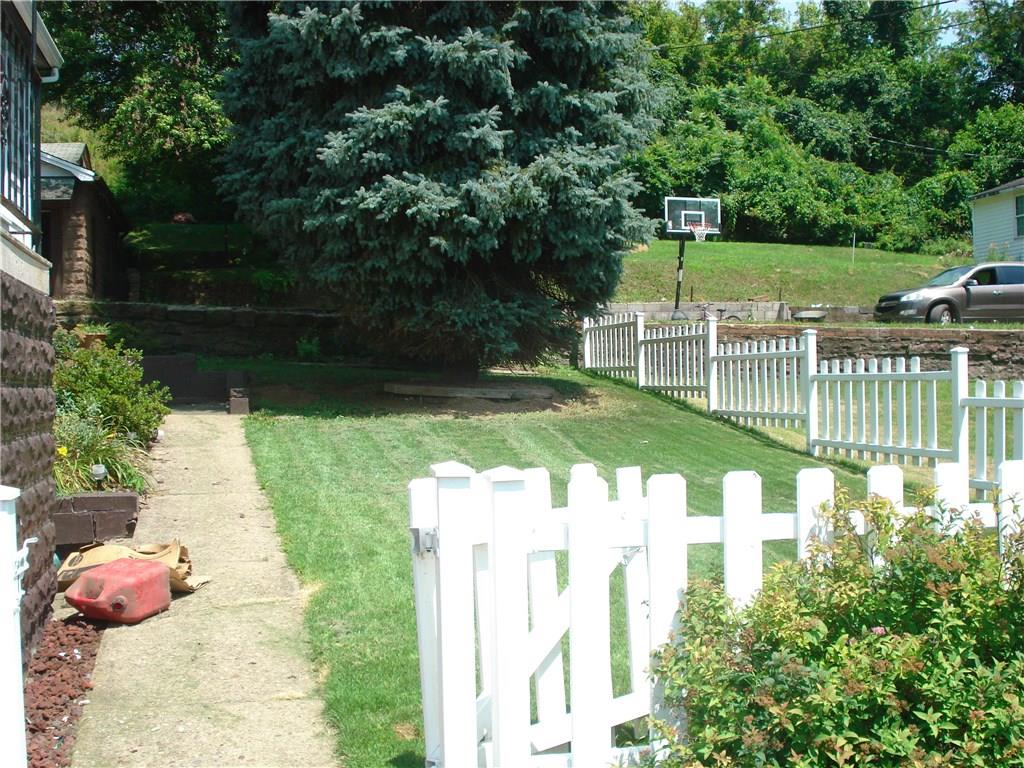 151 Tony Row Road Star Junction, PA 15482 - Photo 11 of 13
