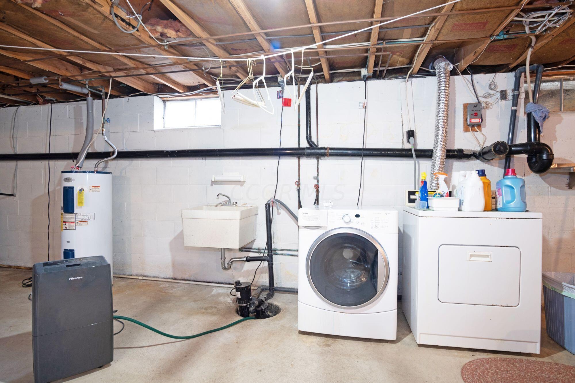 6130 Duffy Road Delaware, OH 43015 - Photo 47 of 54 Washer/Dryer/Laundry Sink