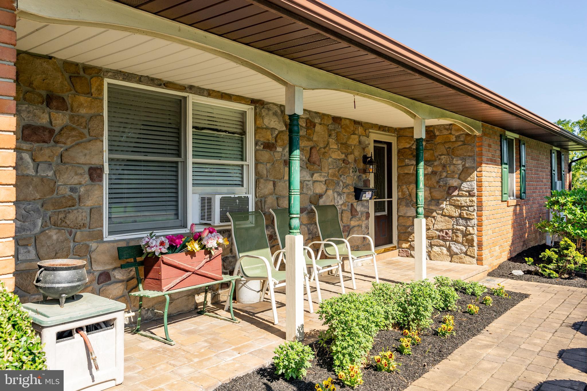 20 Glenbrook Road Leola, PA 17540 - Photo 3 of 39