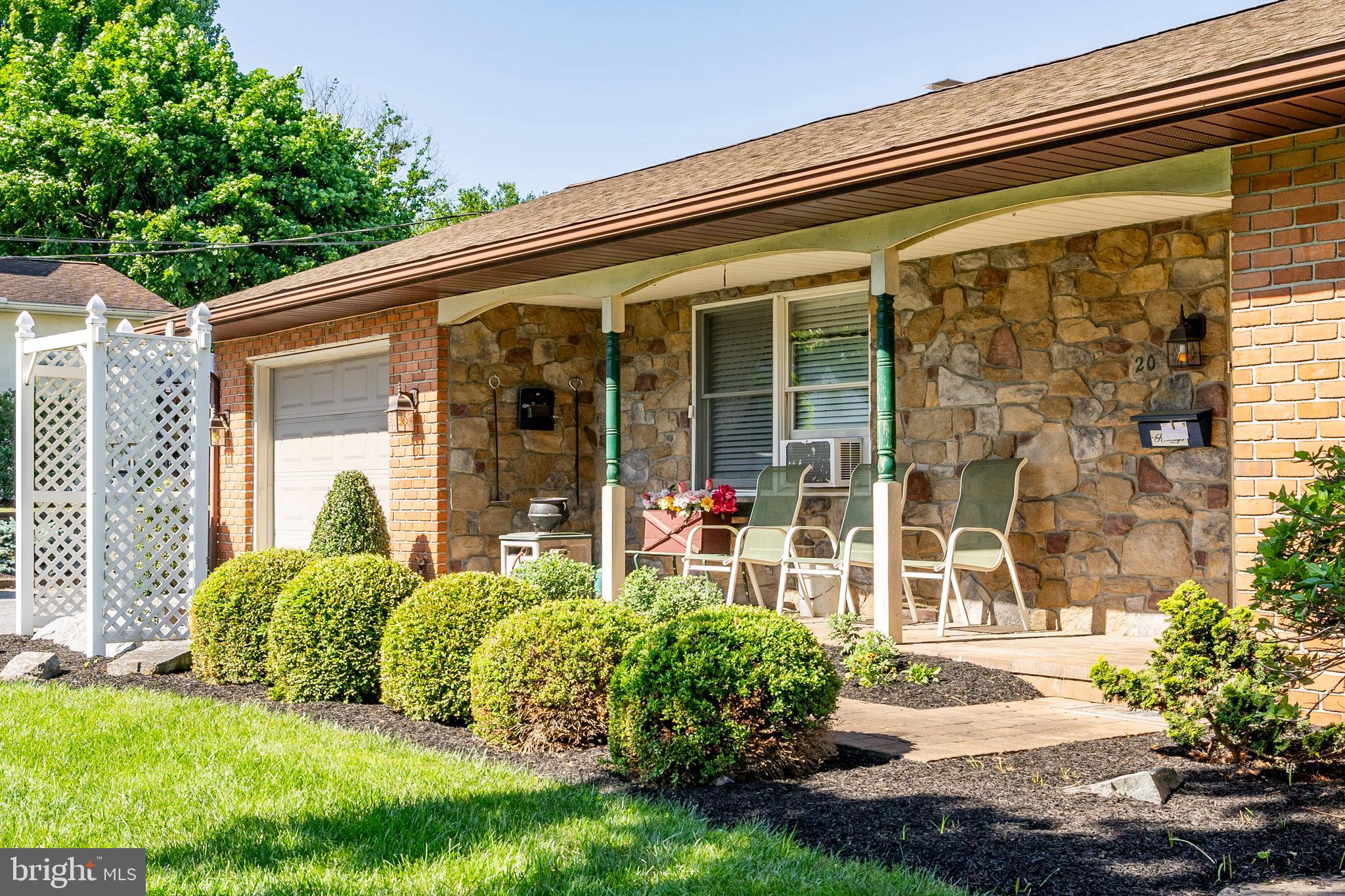 20 Glenbrook Road Leola, PA 17540 - Photo 4 of 39