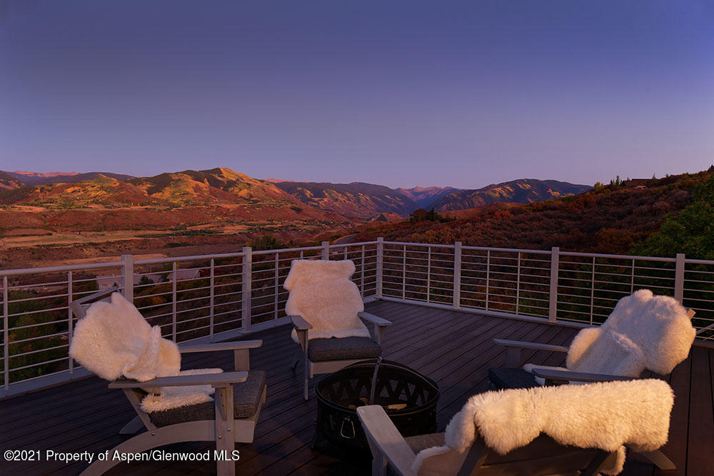 2661 Juniper Hill Road Aspen, CO 81611 - Photo 30 of 31 a view of sitting area in balcony