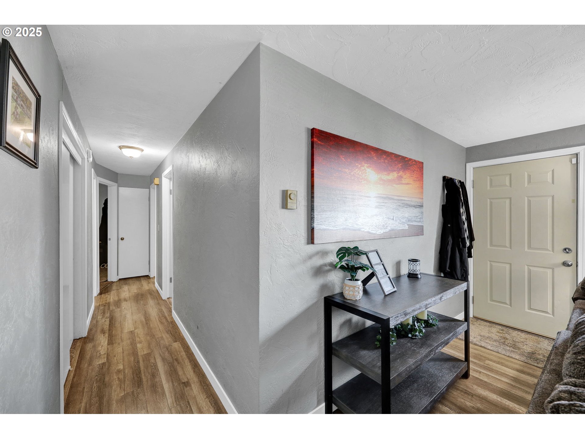 1756 10th Street Springfield, OR 97477 - Photo 17 of 38