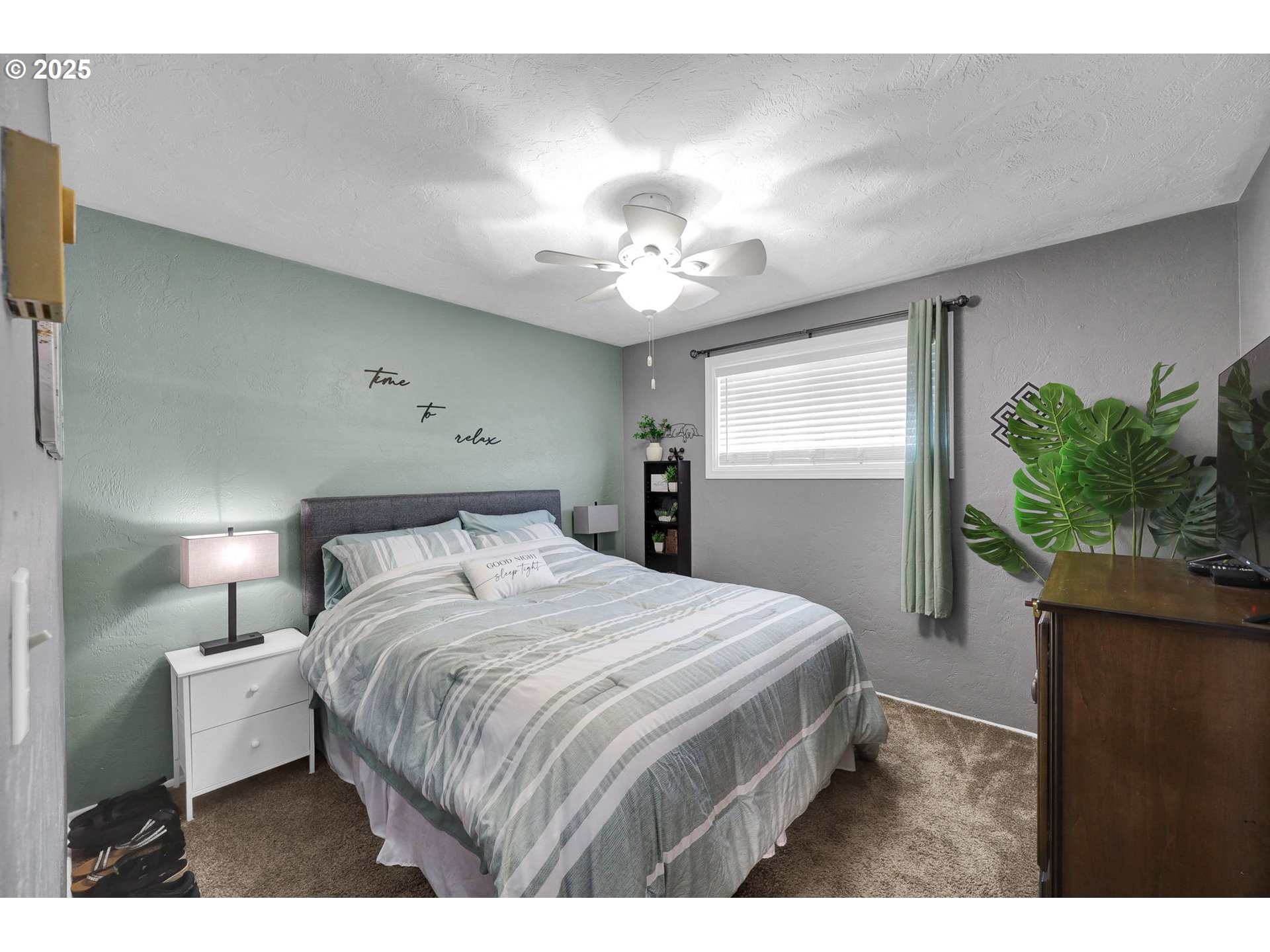 1756 10th Street Springfield, OR 97477 - Photo 23 of 38