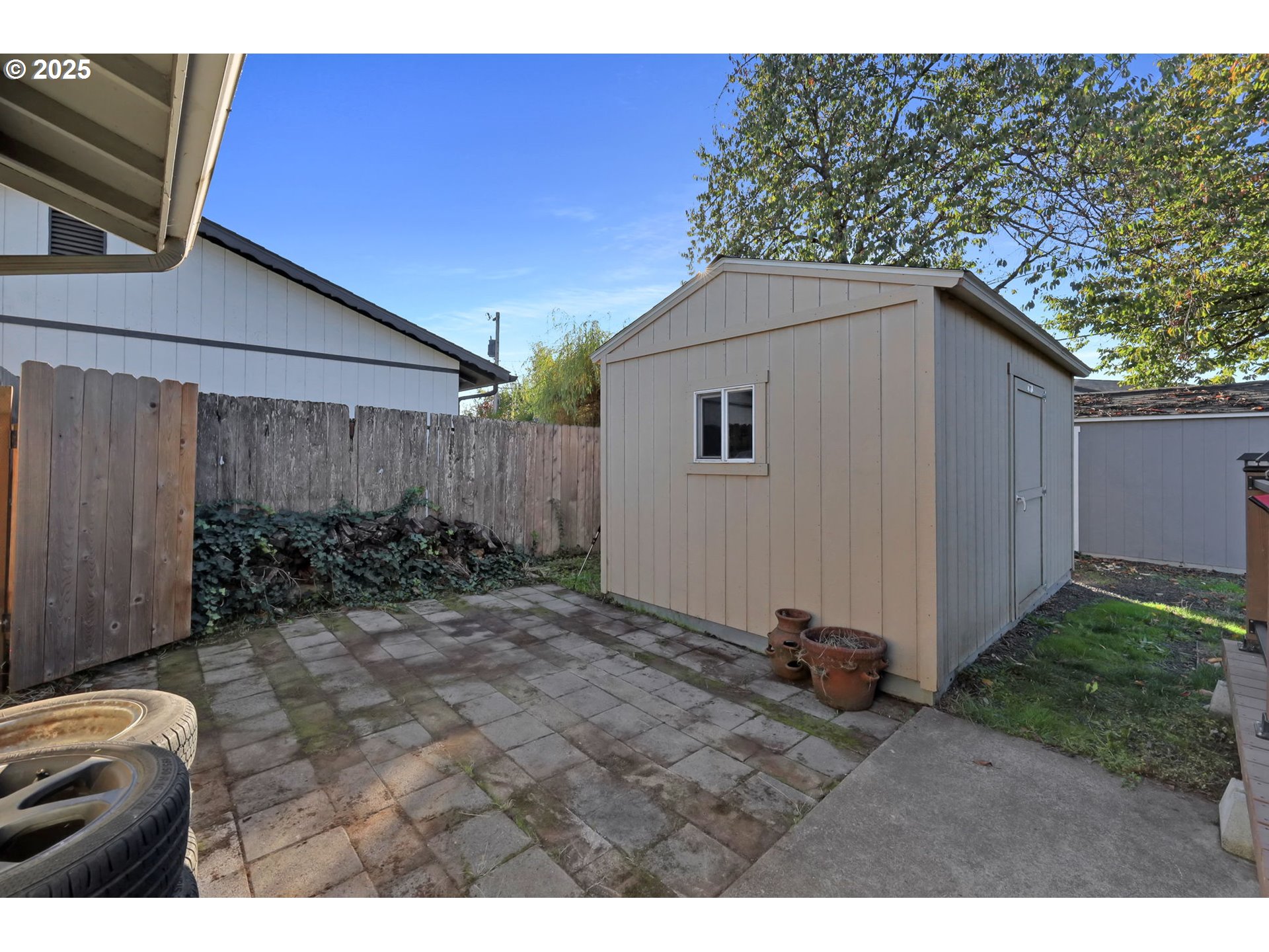 1756 10th Street Springfield, OR 97477 - Photo 36 of 38