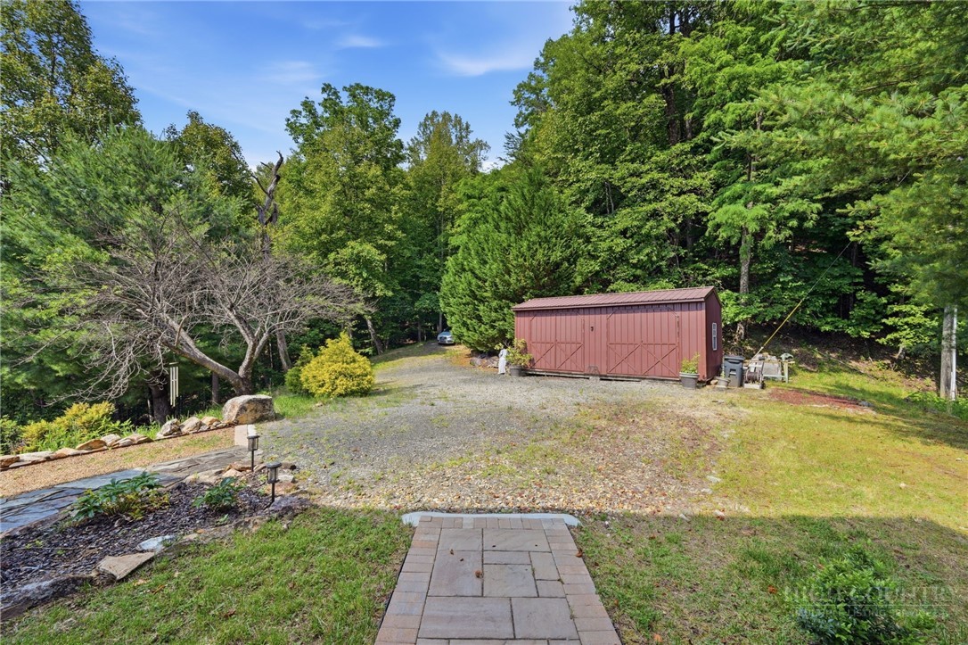605 Valley View Drive Purlear, NC 28665 - Photo 38 of 50