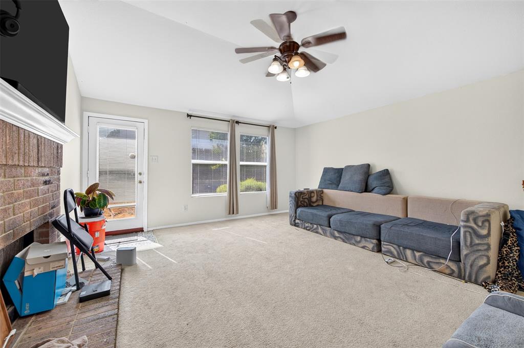6833 Rondo Drive Dallas, TX 75241 - Photo 8 of 24 Gallery Image 8