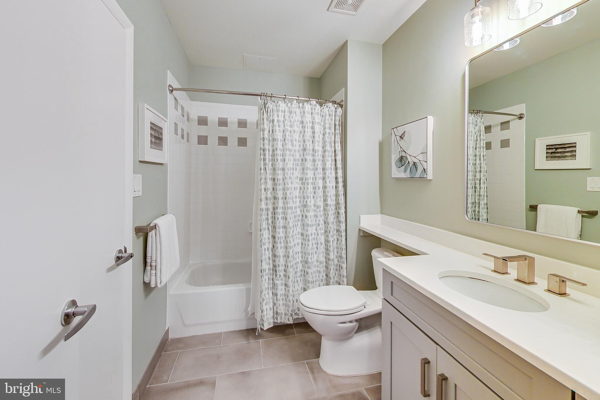 1300 N Street Northwest, Unit 719 Washington, DC 20005 - Photo 12 of 21