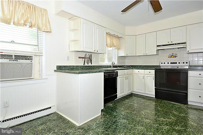 6741 Edge Road Royal Oak, MD 21662 - Photo 22 of 30 Kitchen