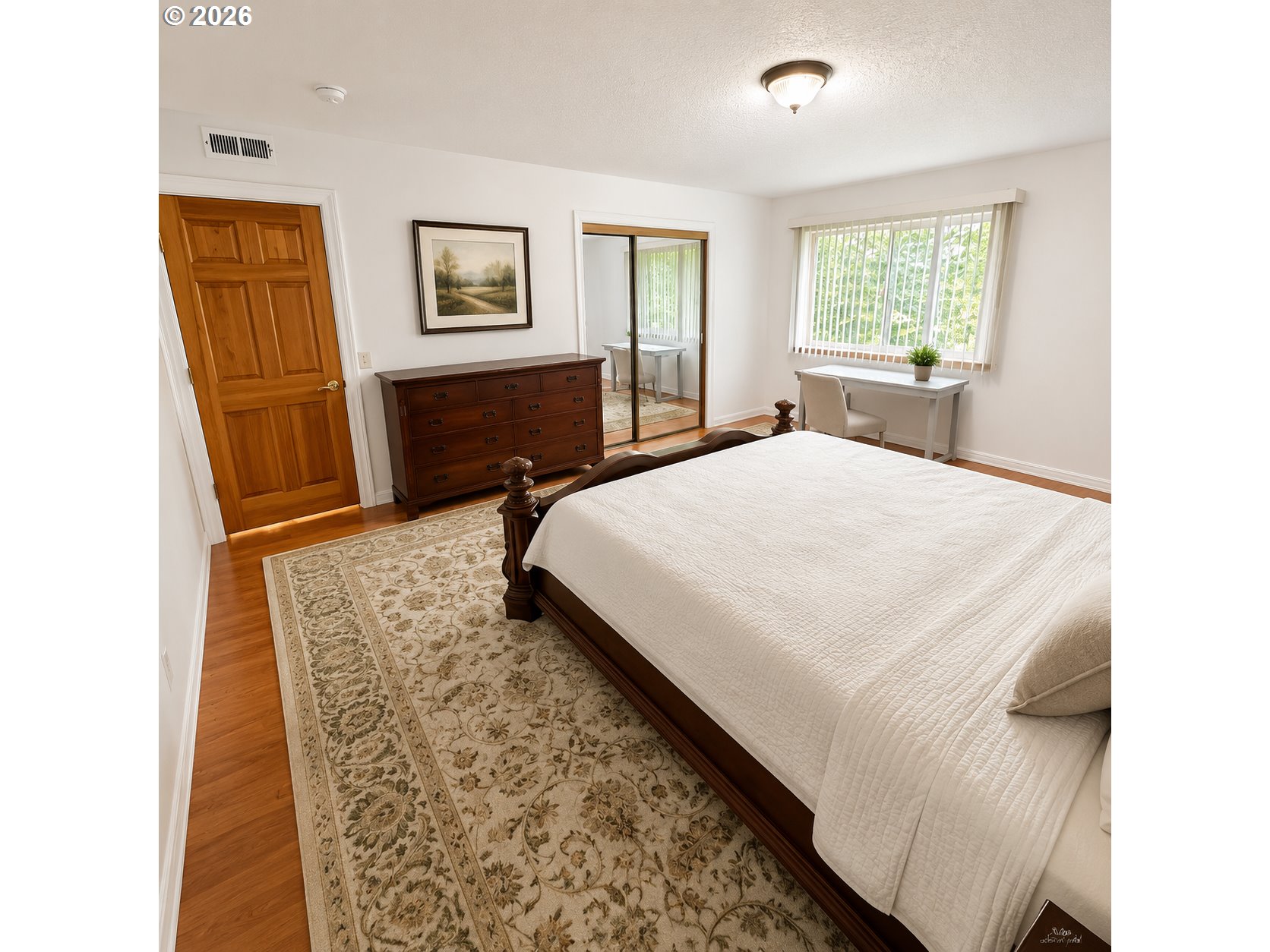 2775 Molalla Road Woodburn, OR 97071 - Photo 4 of 40 a spacious bedroom with a bed next to a window