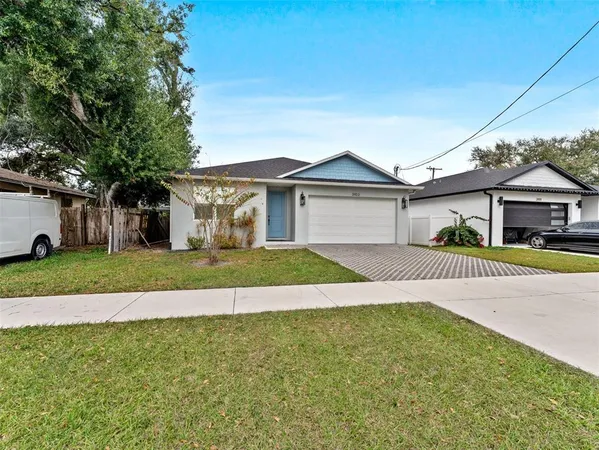 $3,950 | 3103 West Leroy Street, Tampa, FL 33607