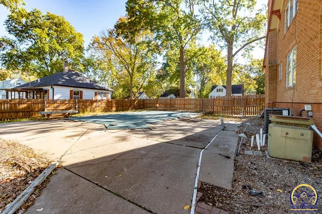 $267,000 | 2330 Southwest Hazelton Court, Topeka, KS 66606