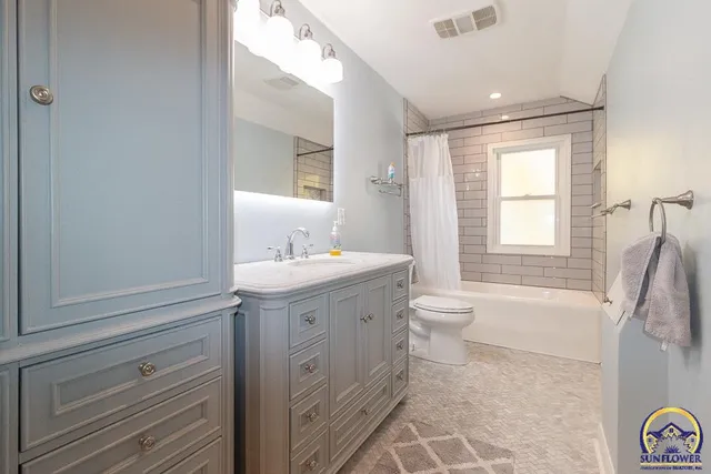 $267,000 | 2330 Southwest Hazelton Court, Topeka, KS 66606