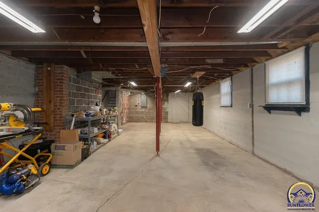 $267,000 | 2330 Southwest Hazelton Court, Topeka, KS 66606