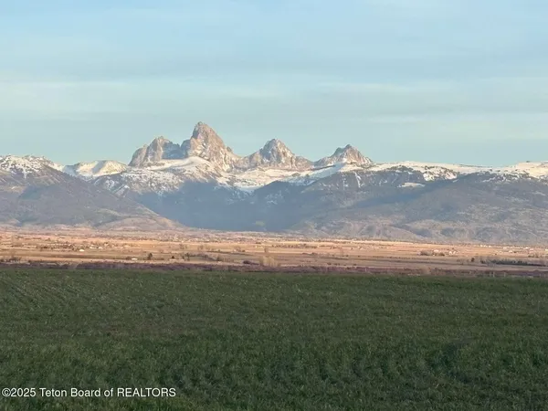 $4,599,999 | 4245 North 8000 West, Tetonia, ID 83452