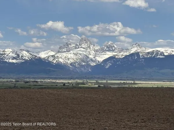 $4,599,999 | 4245 North 8000 West, Tetonia, ID 83452