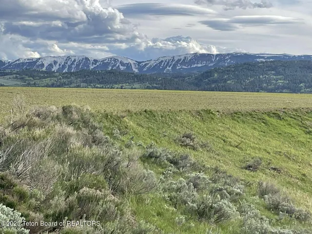 $4,599,999 | 4245 North 8000 West, Tetonia, ID 83452