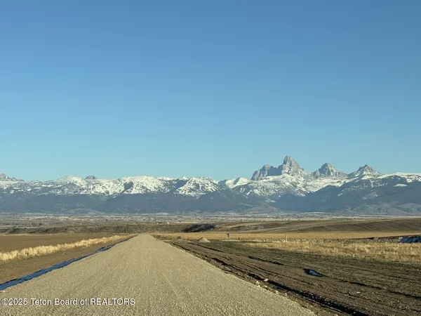 $4,599,999 | 4245 North 8000 West, Tetonia, ID 83452