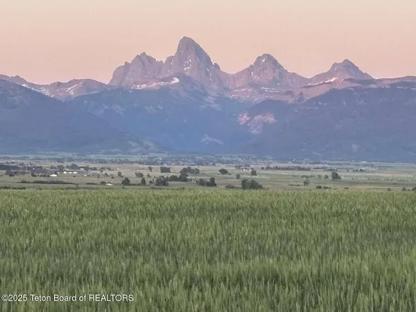 $4,599,999 | 4245 North 8000 West, Tetonia, ID 83452