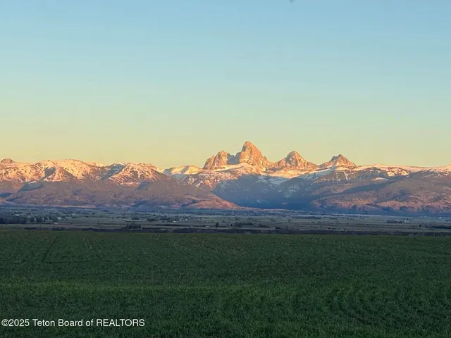 $4,599,999 | 4245 North 8000 West, Tetonia, ID 83452