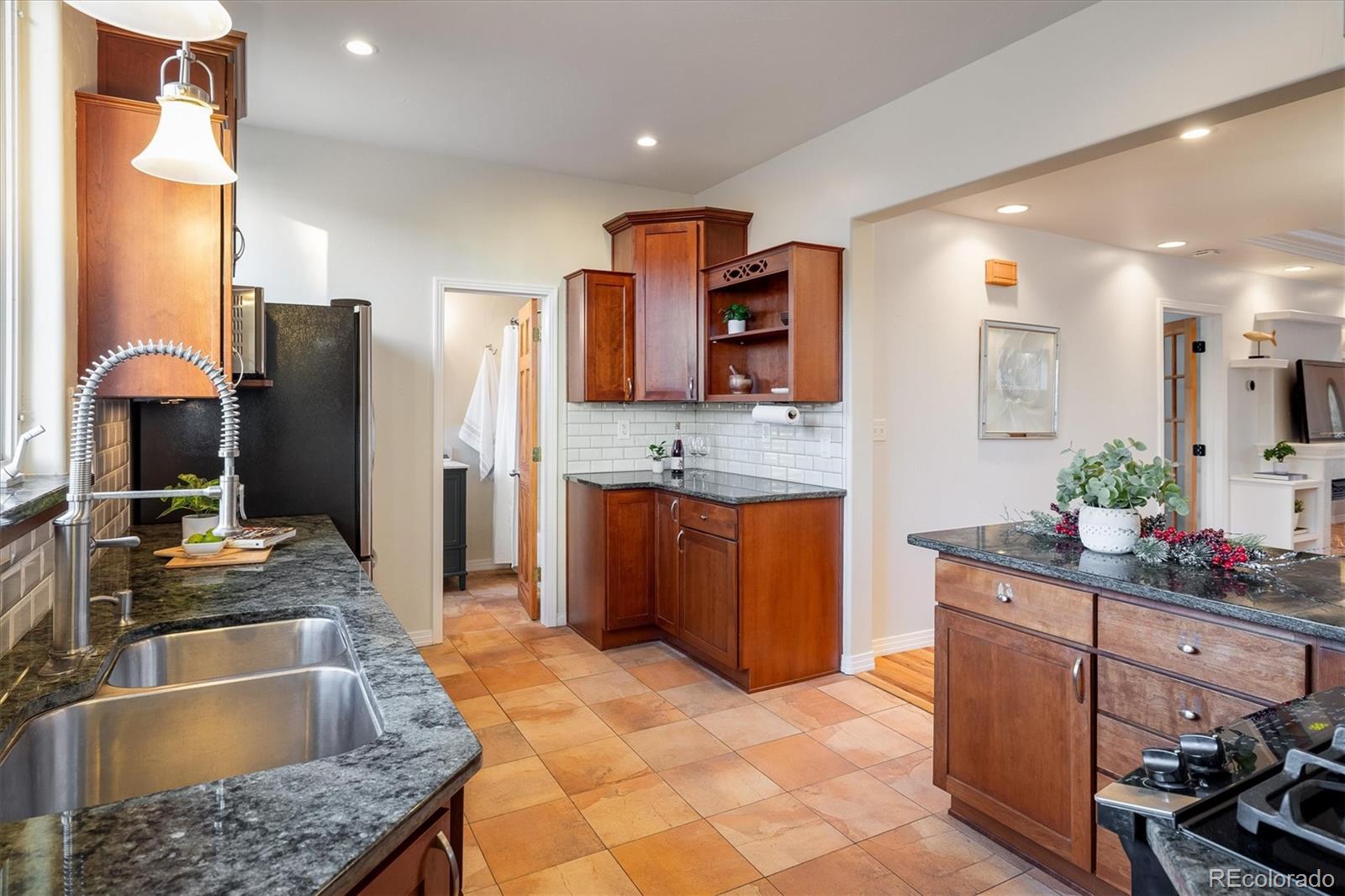 704 East Baseline Road Lafayette, CO 80026 - Photo 12 of 50