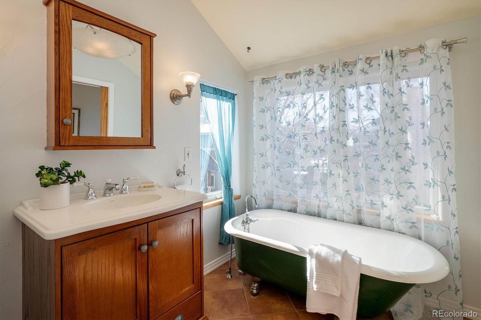 704 East Baseline Road Lafayette, CO 80026 - Photo 22 of 50