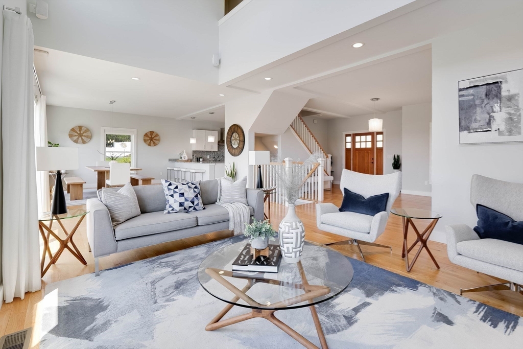10 Hilltop Road Danvers, MA 01923 - Photo 12 of 37 Gallery Image 12