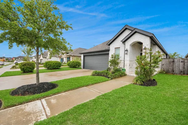 $2,900 | 4219 Colony Lane, Missouri City, TX 77459