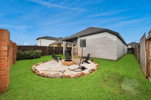 $2,900 | 4219 Colony Lane, Missouri City, TX 77459