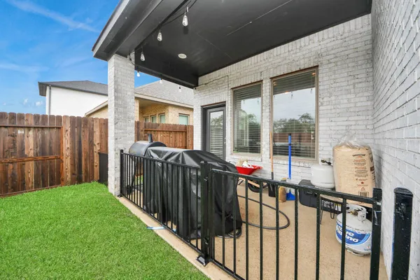$2,900 | 4219 Colony Lane, Missouri City, TX 77459