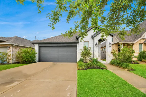 $2,900 | 4219 Colony Lane, Missouri City, TX 77459